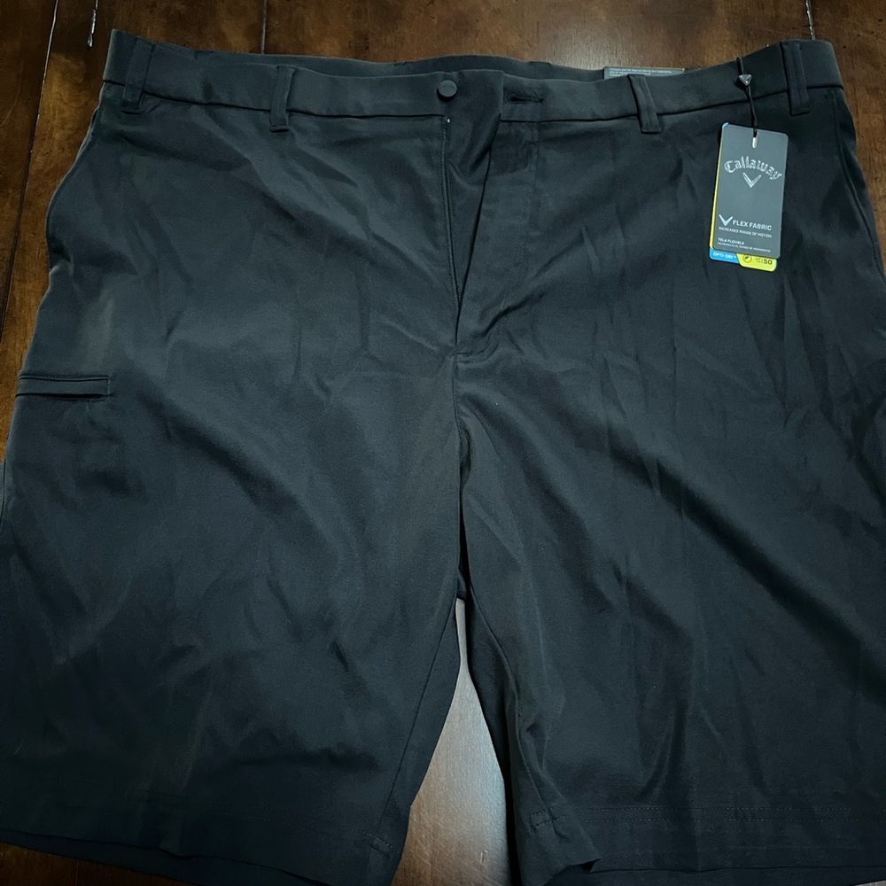 CALLAWAY BLACK SHORTS, SIZE 44B, BRAND NEW WITH TAGS, NEVER BEEN WORN